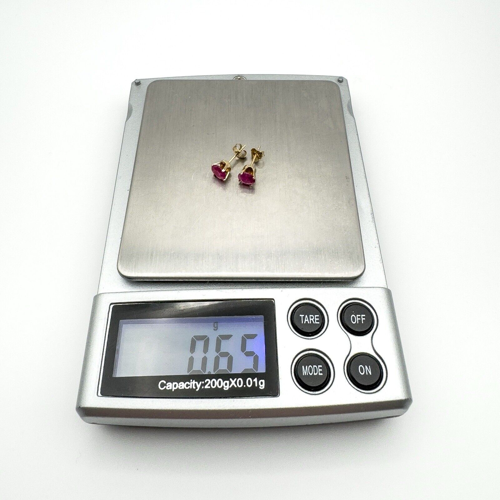 14ct Gold 1ct Ruby Solitaire Stud Earrings