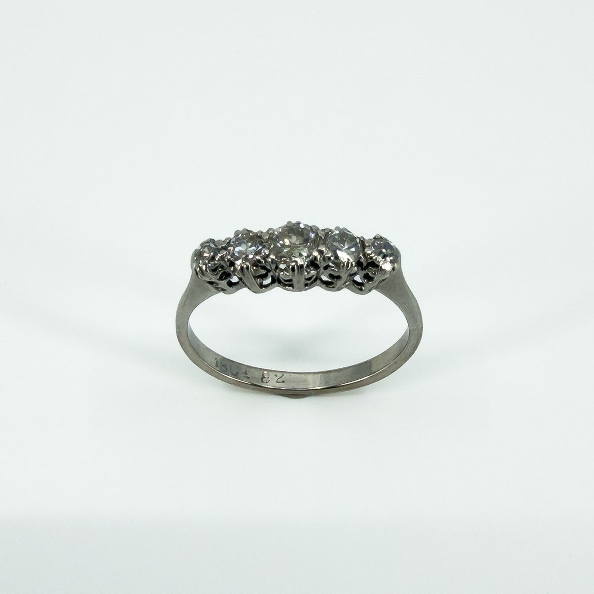 Vintage 18ct White Gold 0.82ct Diamond 5 Stone Ring 750 Size M