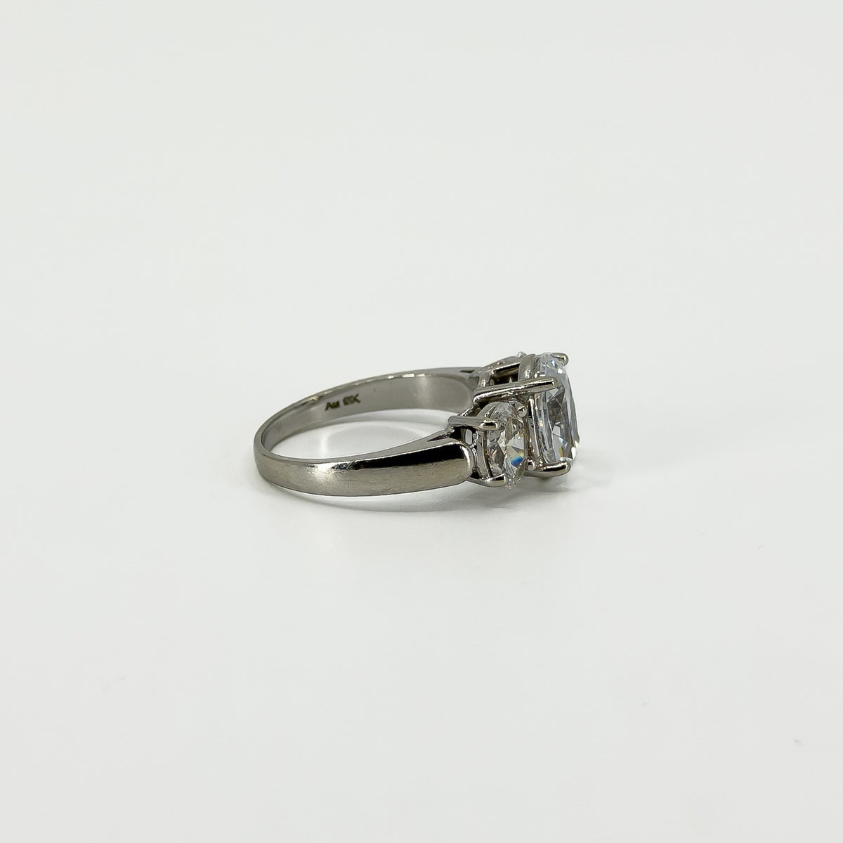 Chunky 9ct White Gold 2.30ct CZ Trilogy Engagment Ring 375 Size J