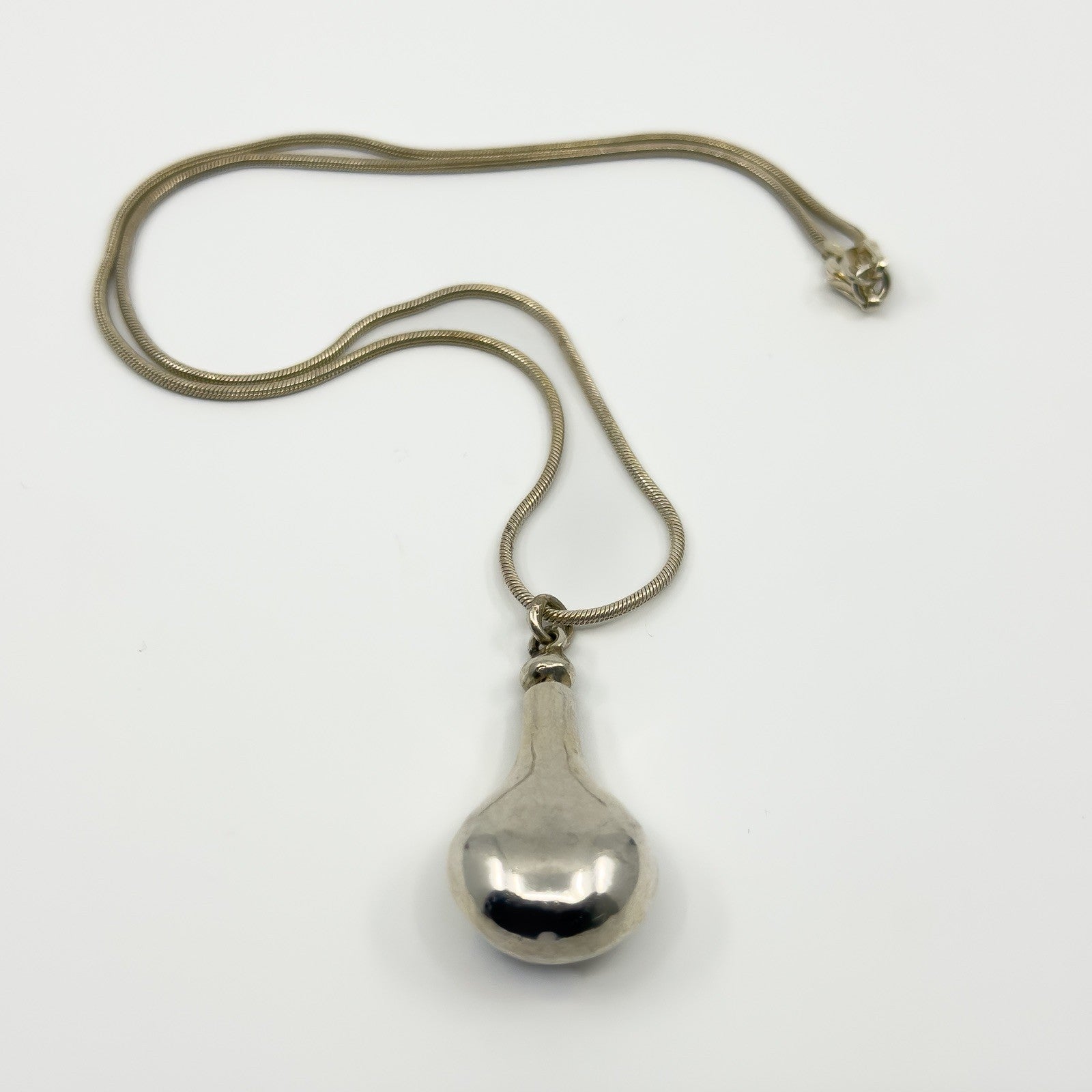 Vintage Sterling Silver Tear Drop Perfume Poison Bottle Pendant & 16" Chain 925
