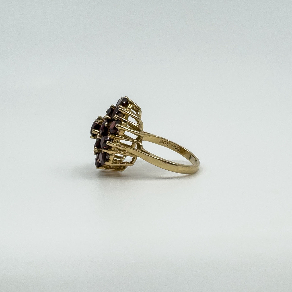 Large Vintage 9ct Gold Garnet Cocktail Cluster Ring Size L