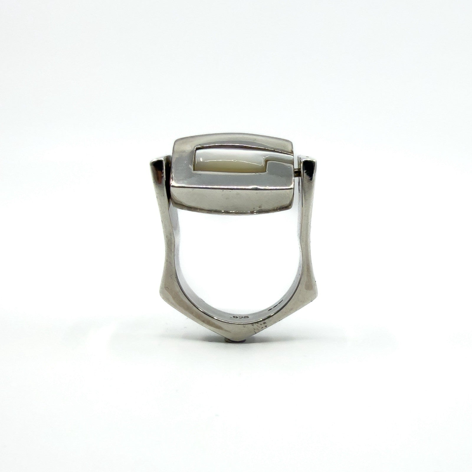 Chunky Sterling Silver Reversible Black Onyx & MOP Guess Ring Size L - M 925