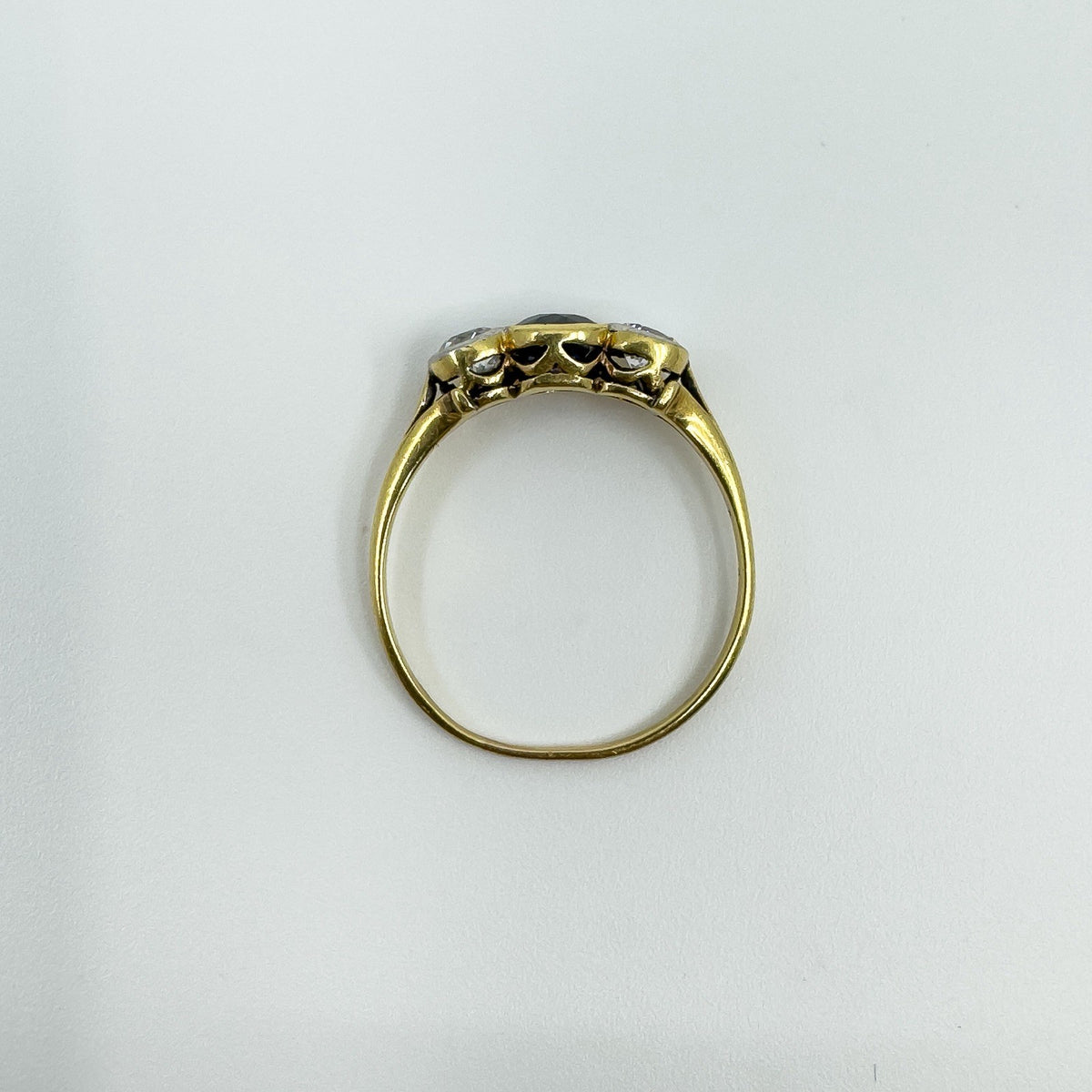 Vintage 18ct Gold 1.10ct Diamond & Sapphire Trilogy Ring 750 Size P