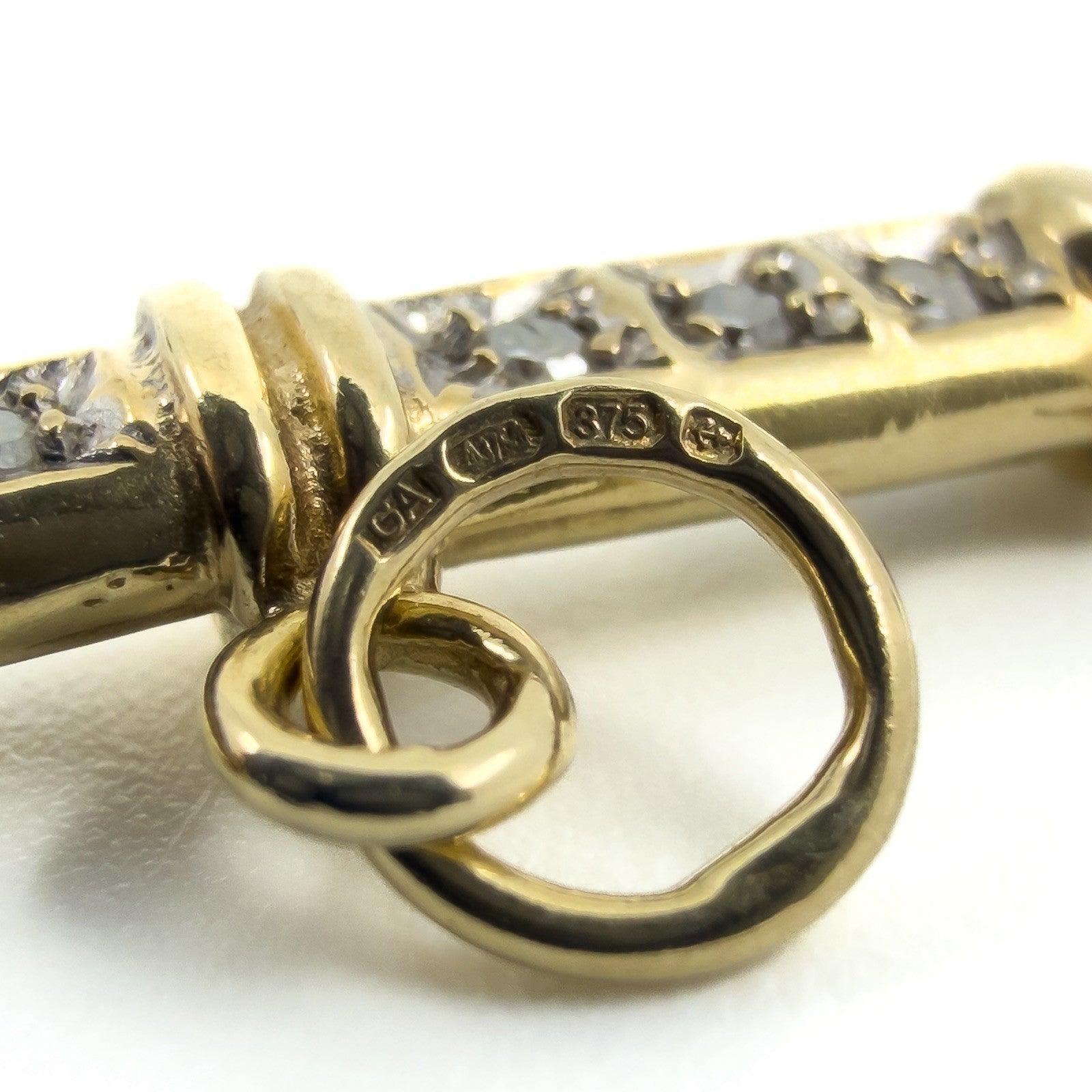 Vintage 9ct Gold Diamond T-Bar Pendant / Charm 375