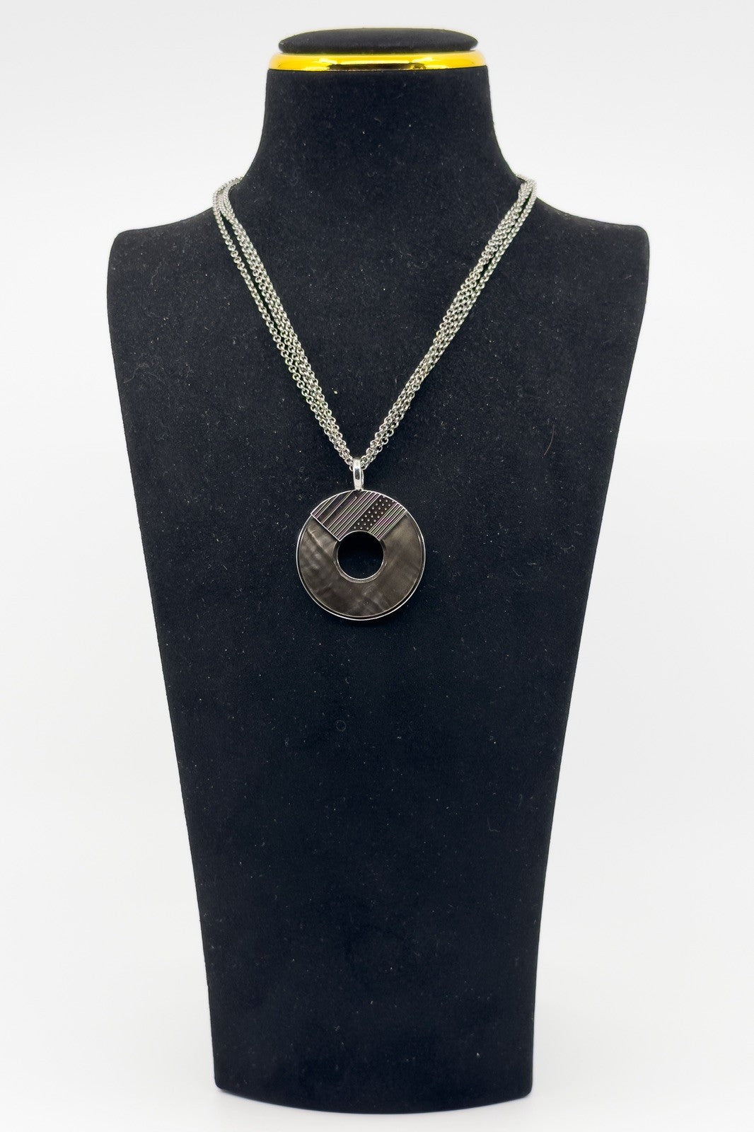 Large Sterling Silver Mother of Pearl Pendant & 16" Chain 925 by KENZO