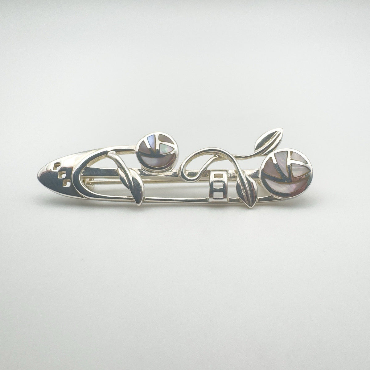 Vintage Celtic Rose brooch with white mother of pearl in sterling silver