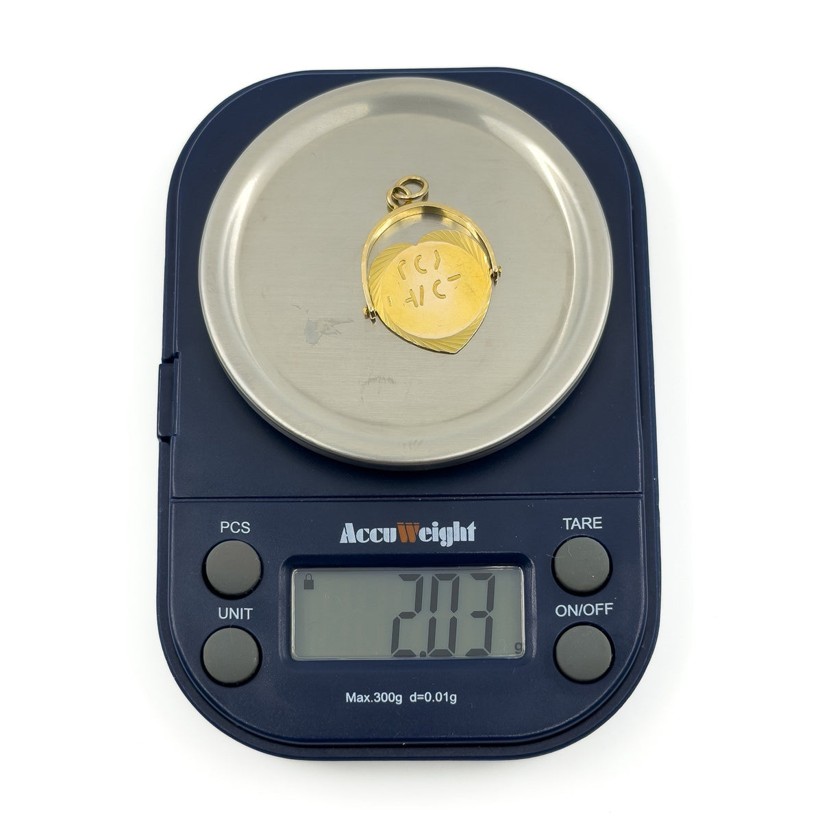 Vintage 9ct gold I Love You spinning fob pendant weighing approx 2.03g on digital scales