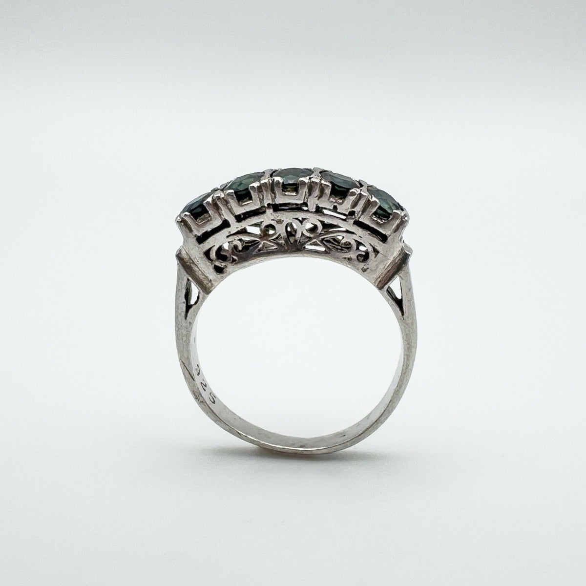 Filigree gallery work on vintage sterling silver sapphire ring