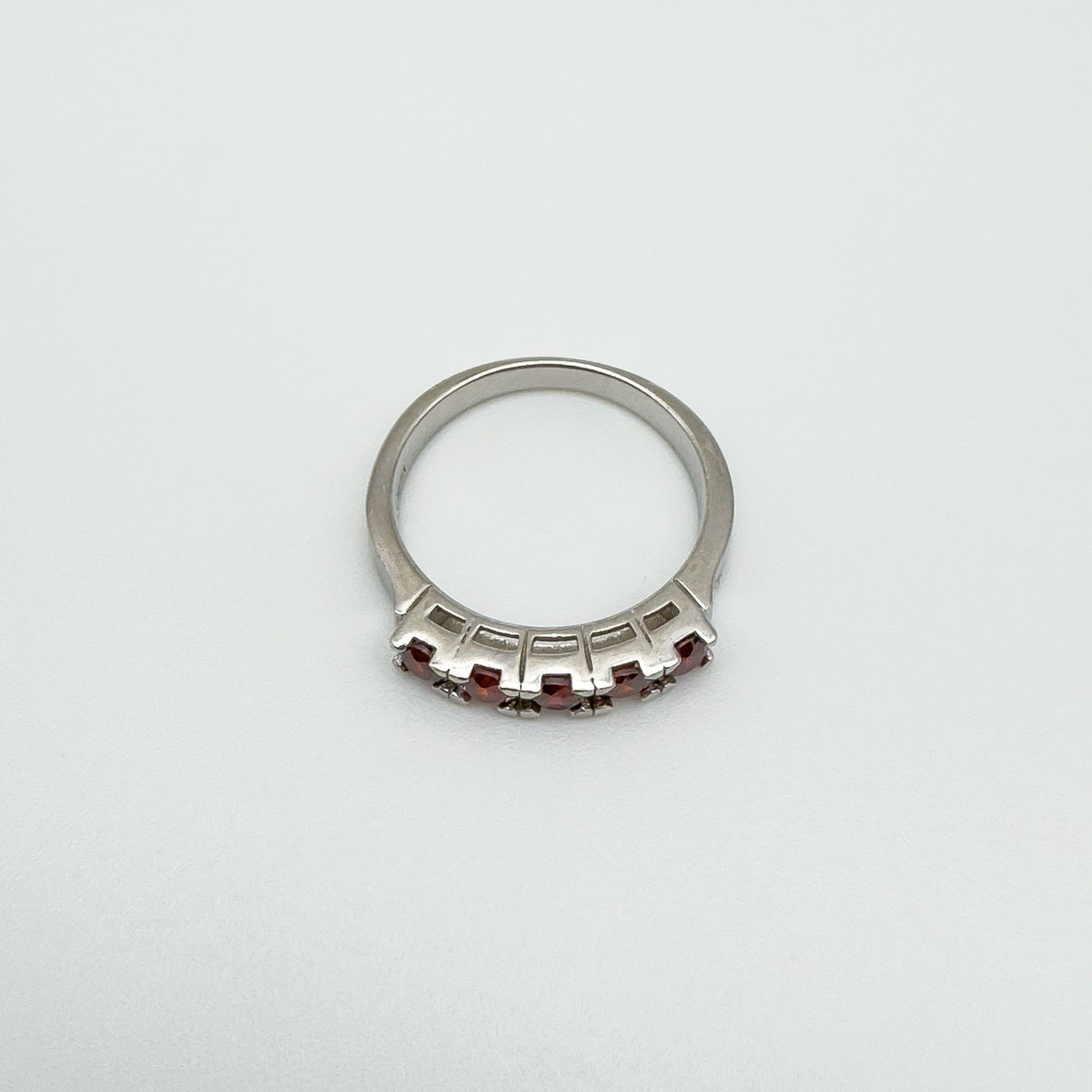 0.50ct Garnet 5 Stone Band / Ring in Sterling Silver 925 Size L