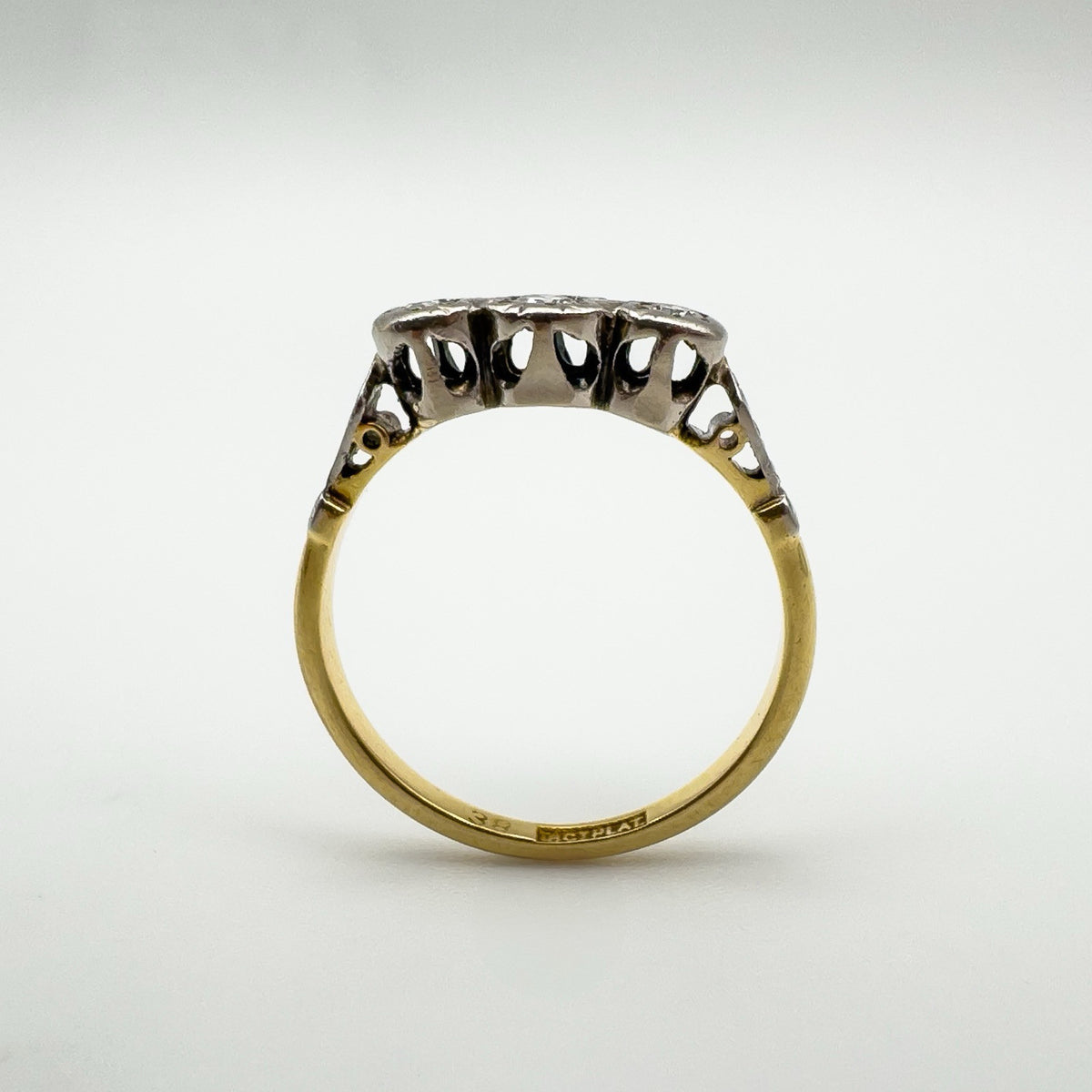 Vintage 18ct Gold & Platinum 0.20ct Diamond Trilogy Engagement Ring Size N - O