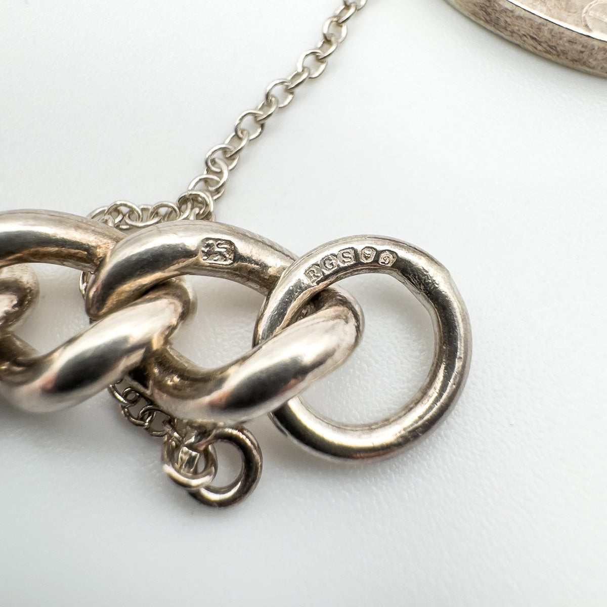 Vintage Curb Links Bracelet with Heart Padlock in Sterling Silver (London 1978)