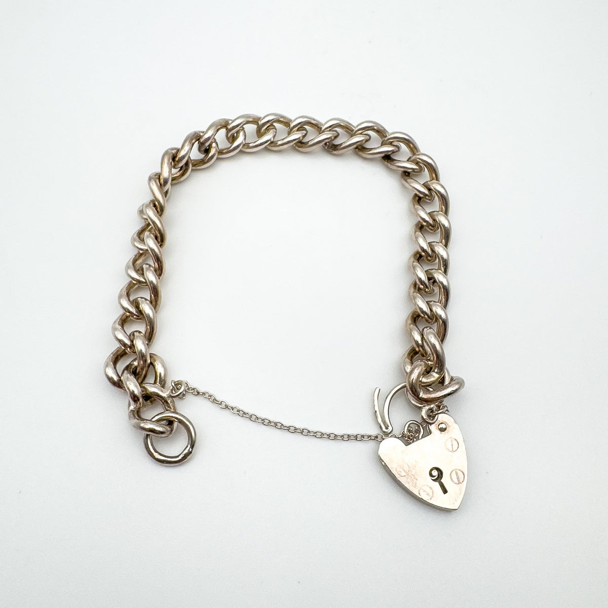 Vintage Curb Links Bracelet with Heart Padlock in Sterling Silver (London 1978)