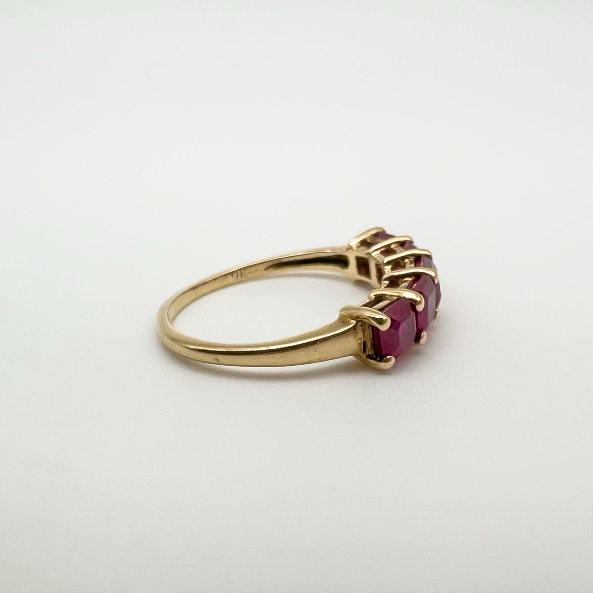 Chunky 9ct Gold 2.35ct Ruby 5 Stone Ring Size O - P Wedding Eternity Stacking
