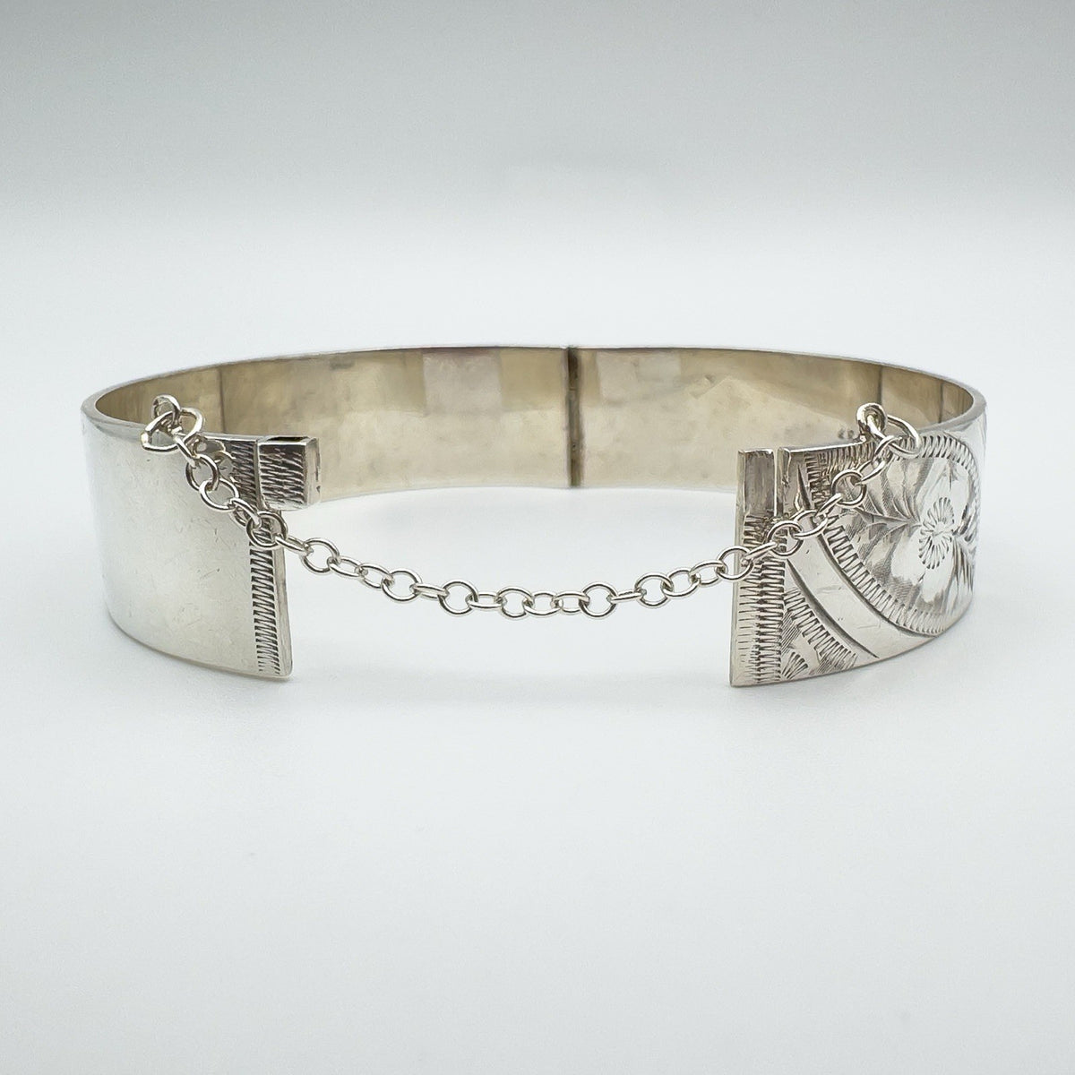 Vintage Floral Engraved Foliate Bangle in Sterling Silver 925 (Birm 1969) 37g