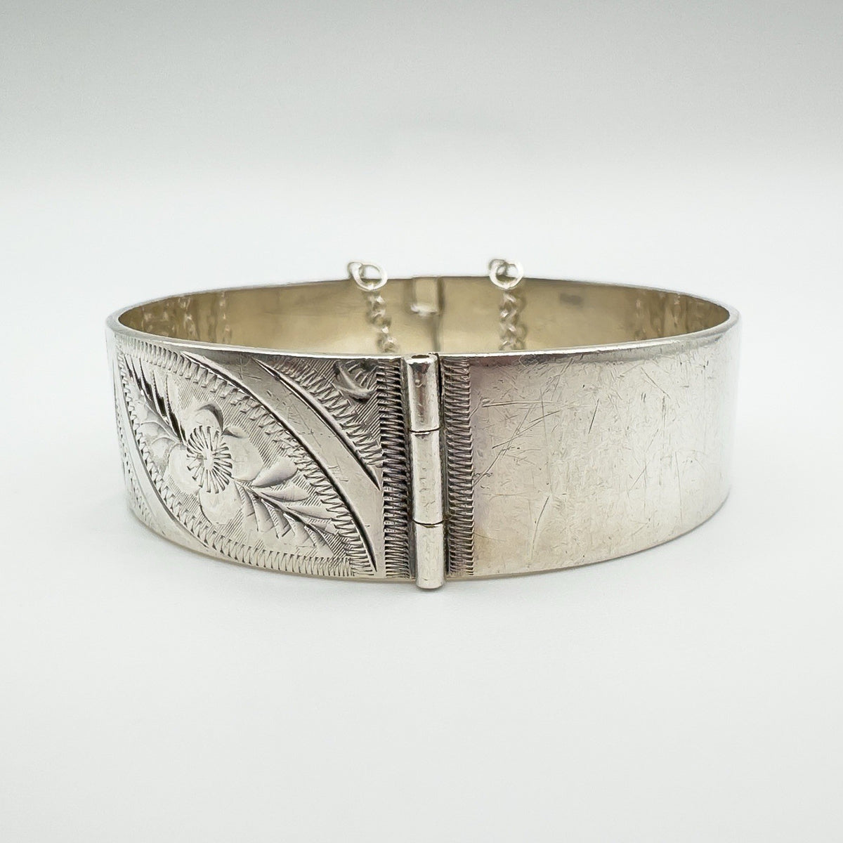 Vintage Floral Engraved Foliate Bangle in Sterling Silver 925 (Birm 1969) 37g
