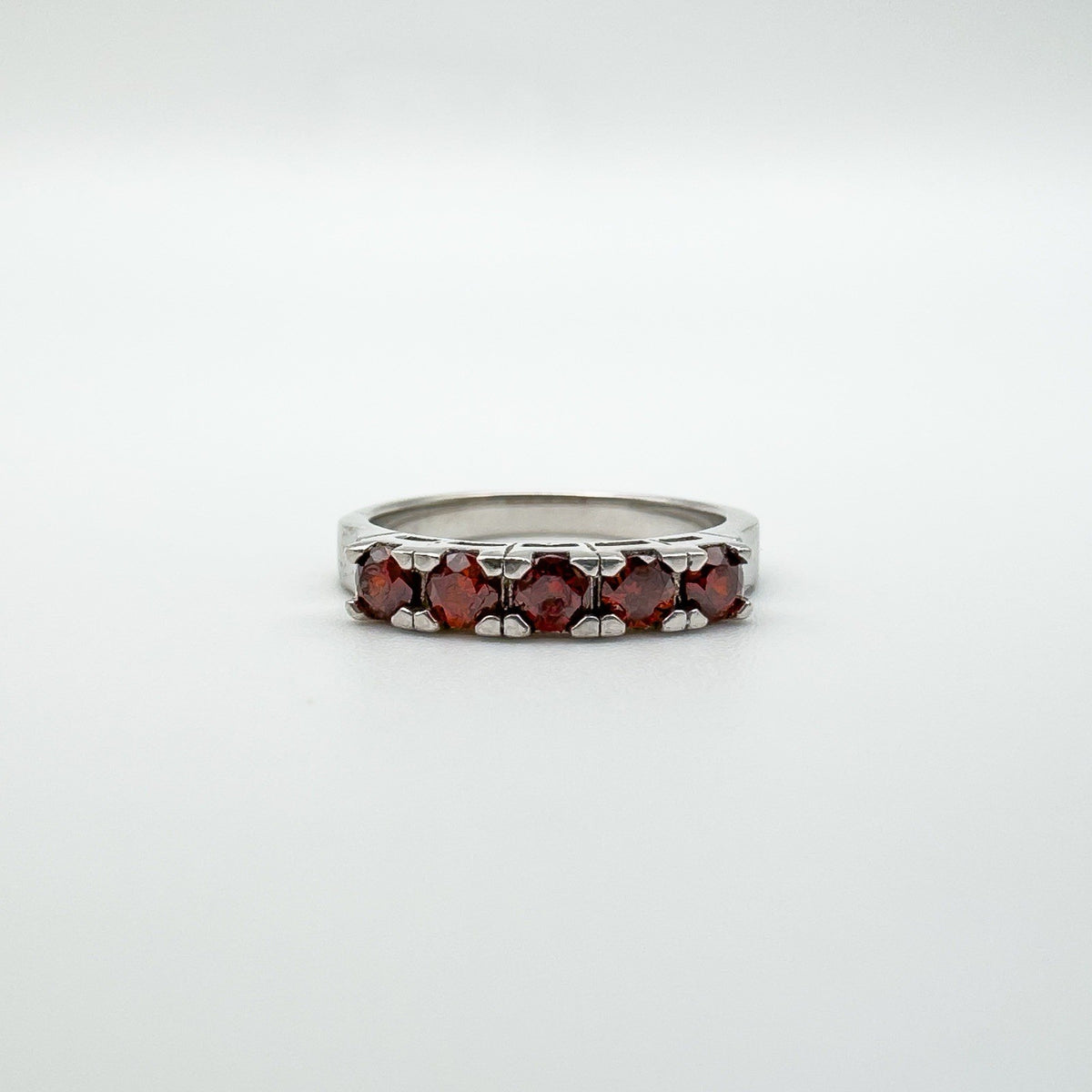 0.50ct Garnet 5 Stone Band / Ring in Sterling Silver 925 Size L