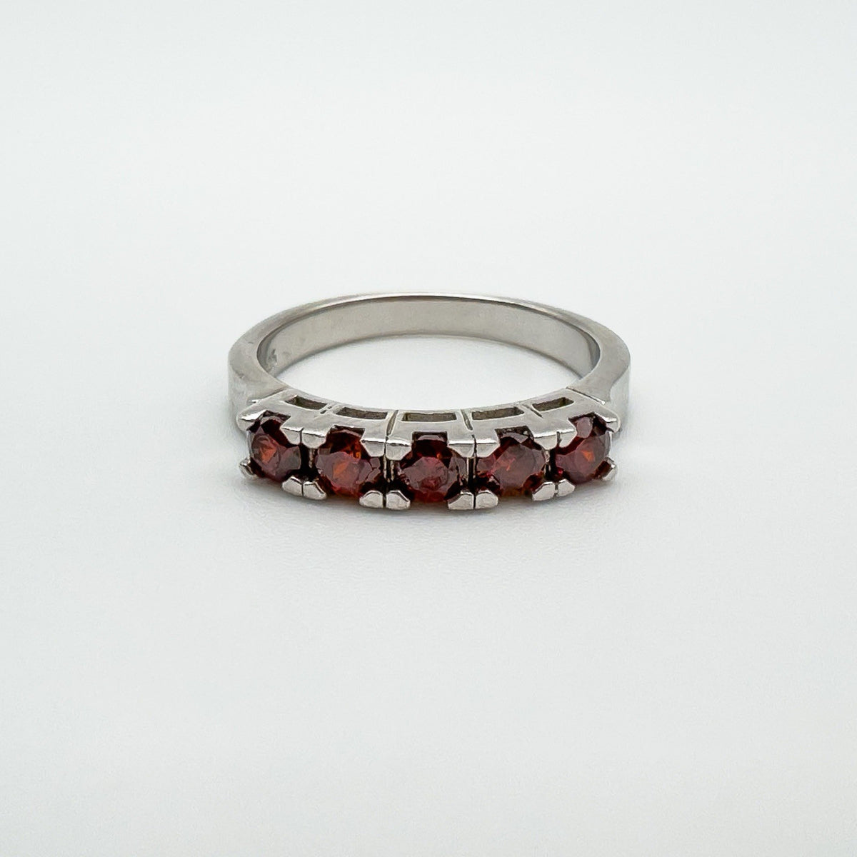 0.50ct Garnet 5 Stone Band / Ring in Sterling Silver 925 Size L