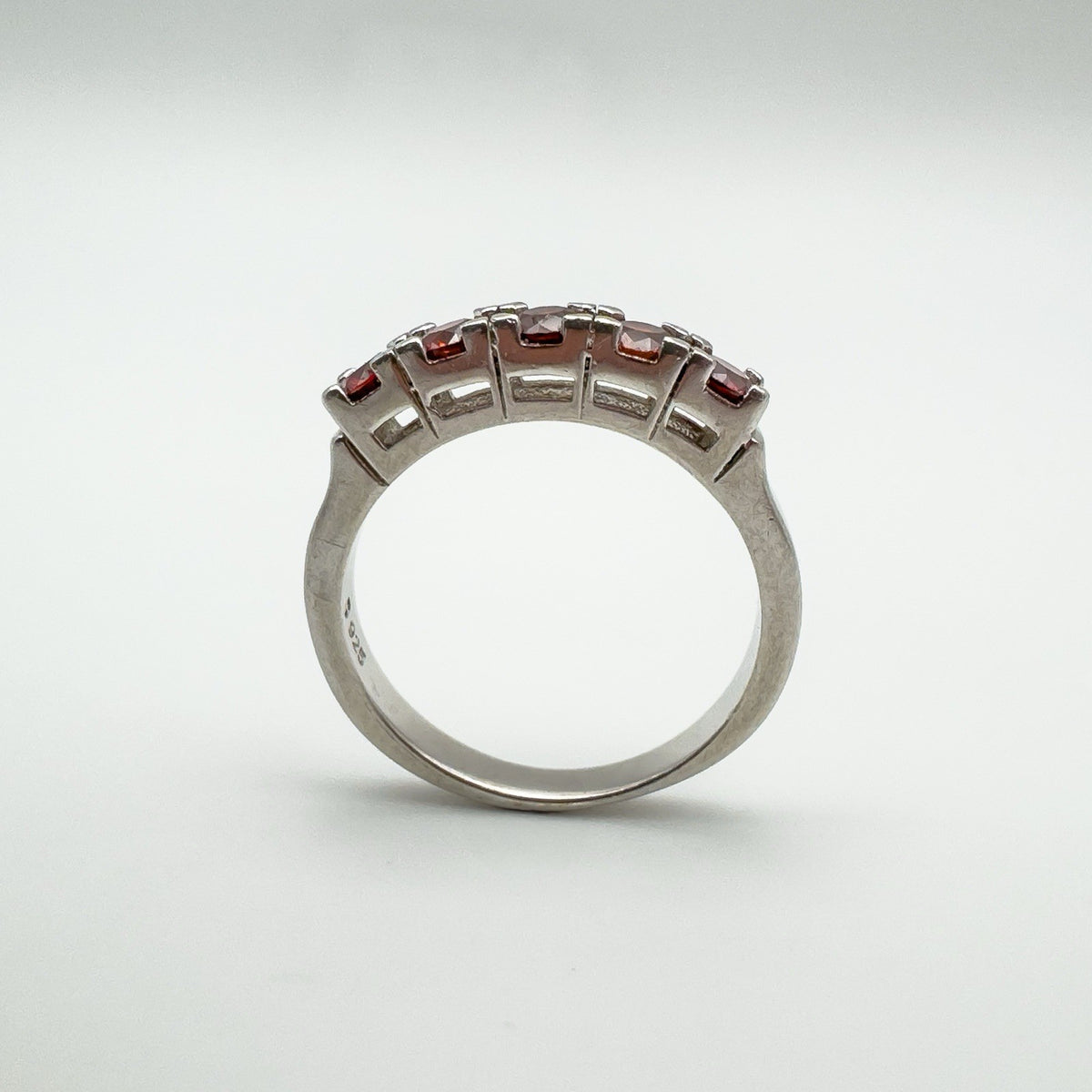 0.50ct Garnet 5 Stone Band / Ring in Sterling Silver 925 Size L
