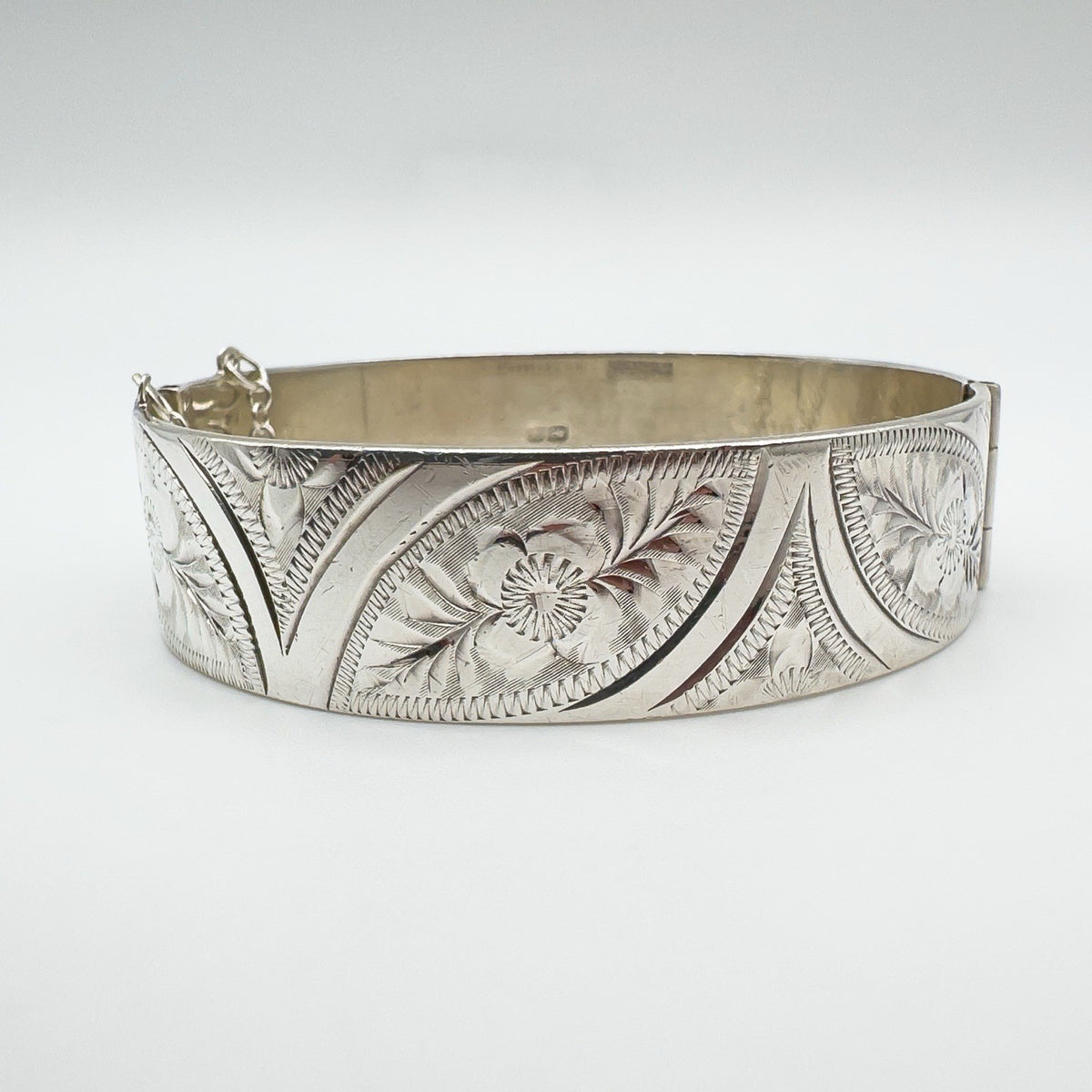 Vintage Floral Engraved Foliate Bangle in Sterling Silver 925 (Birm 1969) 37g