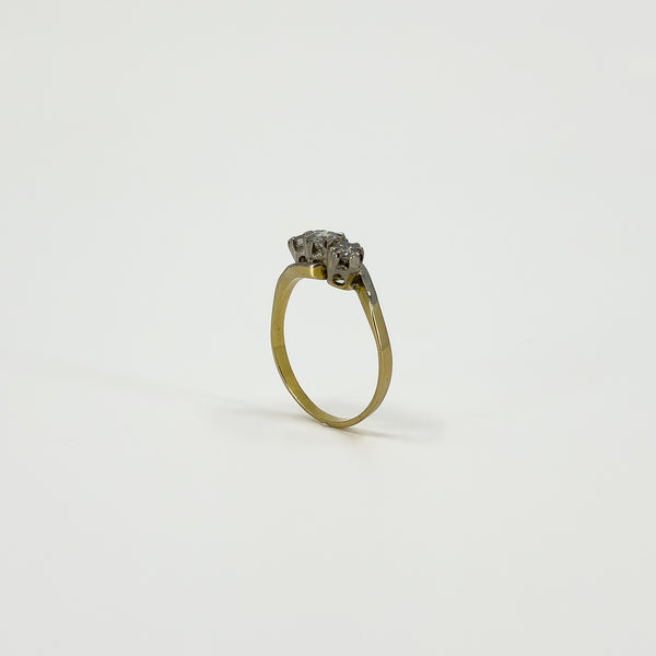 Vintage 18ct Gold & Platinum 0.45ct Diamond Trilogy Ring 750 Size K