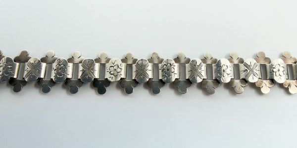 Antique Victorian Silver Reversible Floral Engraved 18" Book Chain 900