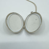 Vintage Sterling Silver Oval Engraved Photo Locket & 20” Curb Chain Necklace 925