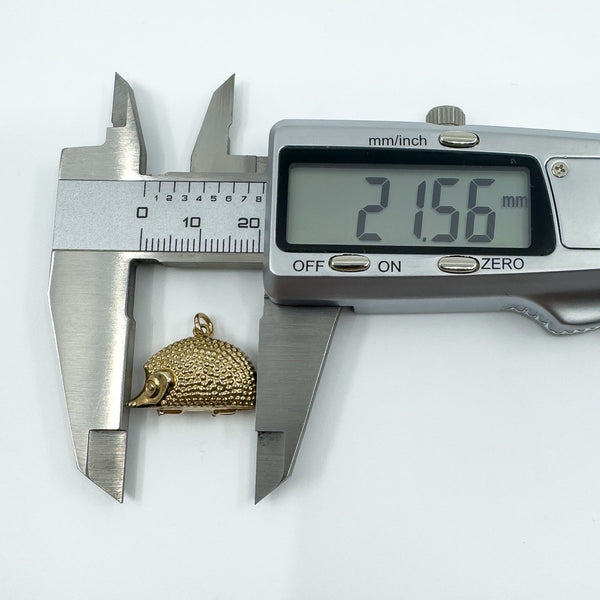Large Vintage 9ct Gold Hedgehog Animal Pendant  / Charm 375 (London 1975)