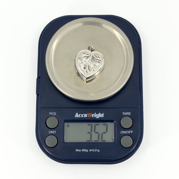 Vintage Sterling Silver Foliate Engraved Heart Photo Locket / Pendant 925