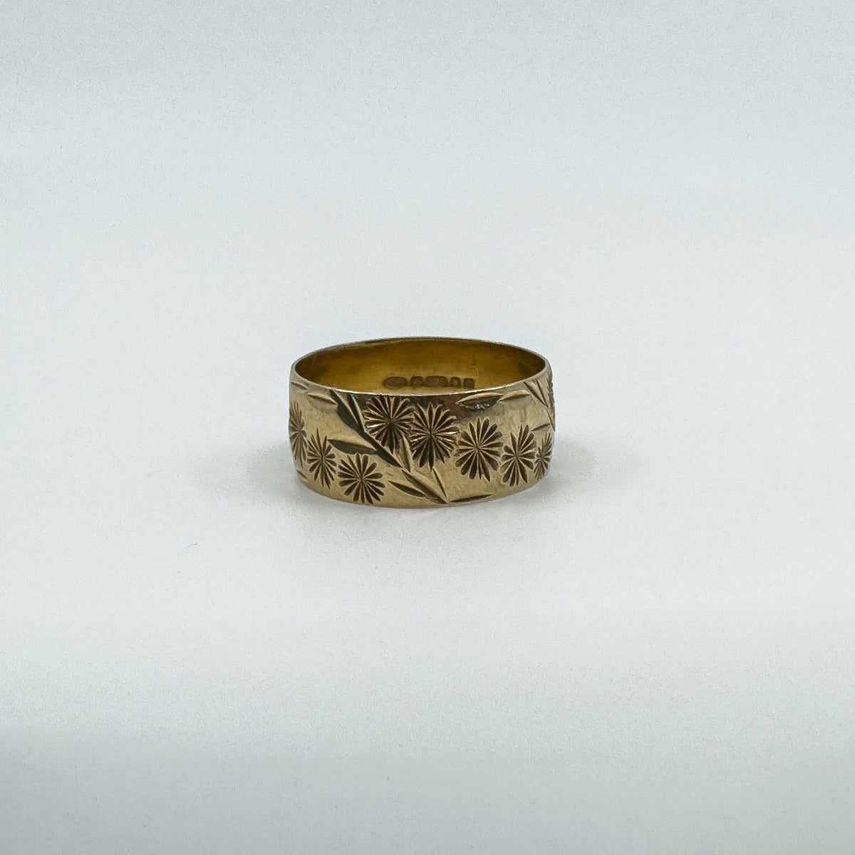 Vintage 9ct Gold Floral Engraved Full Band Ring 375 Size M - N (London 1988)