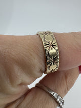 Vintage 9ct Gold Celestial Starry Engraved Full Band Ring 375 Size O (1977)