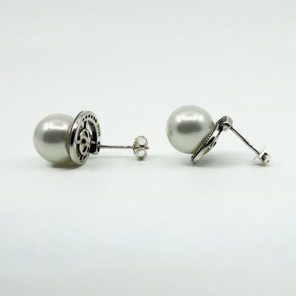 New & Unworn Chunky Sterling Silver White Pearl & CZ Stud Earrings 925