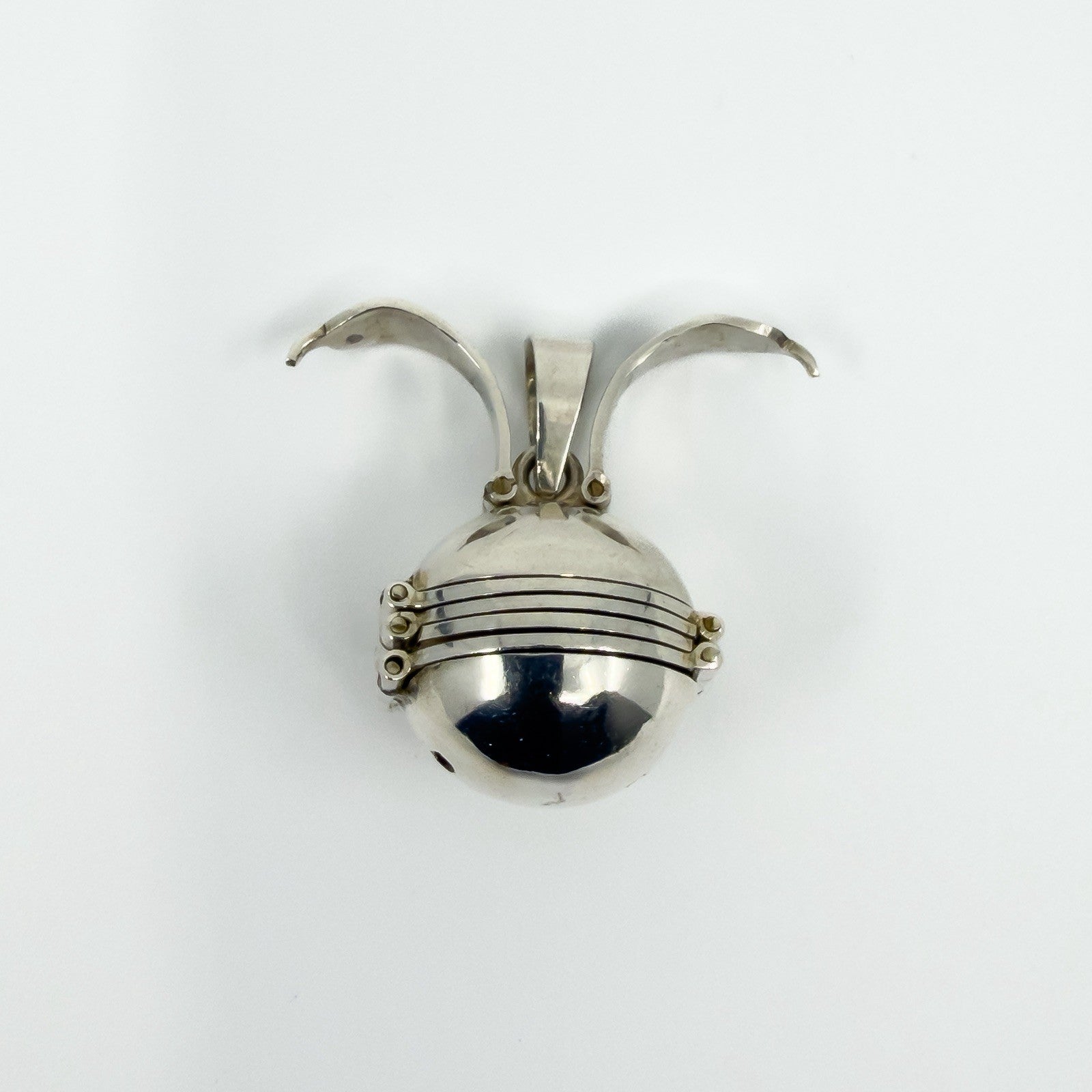 Vintage Sterling Silver Chunky Orb Photo Locket 925 