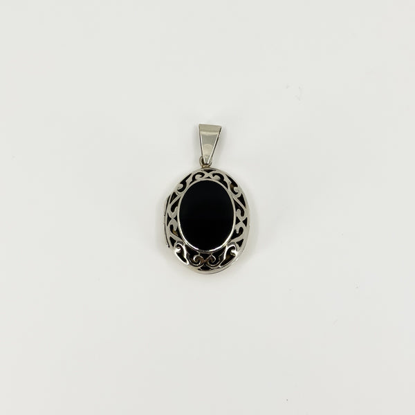 Chunky Vintage Sterling Silver Oval Black Onyx Engraved Locket 925