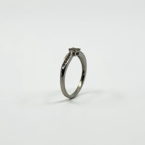9ct White Gold Diamond Engagment Ring 375 Size L