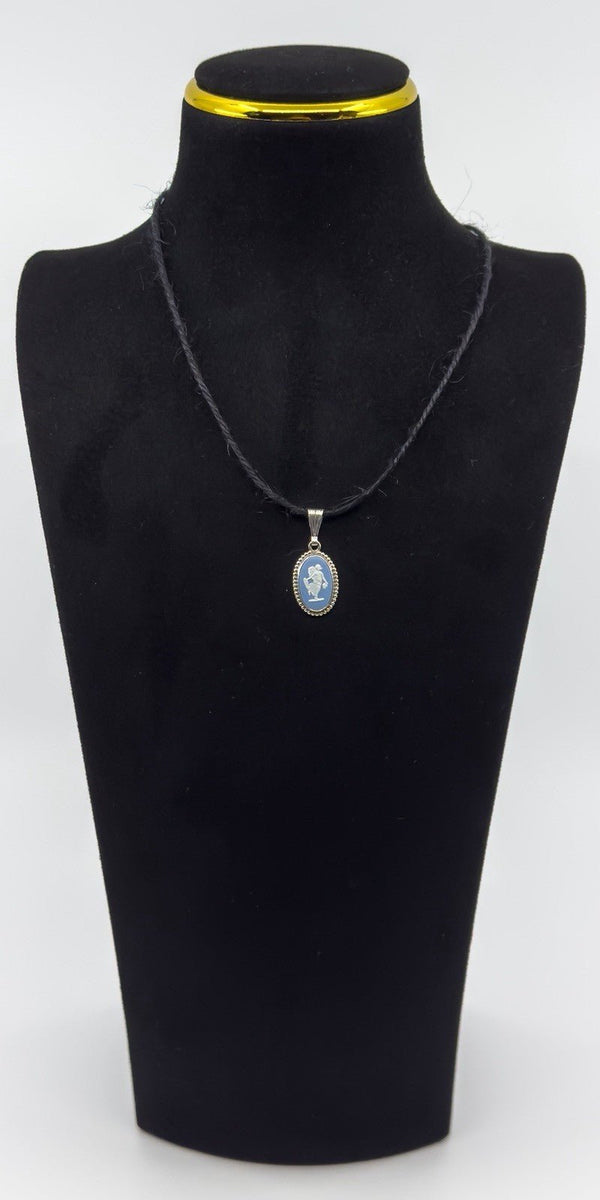 Vintage Sterling Silver Wedgewood Blue Jasper Ware Cameo Pendant 925 (1972)