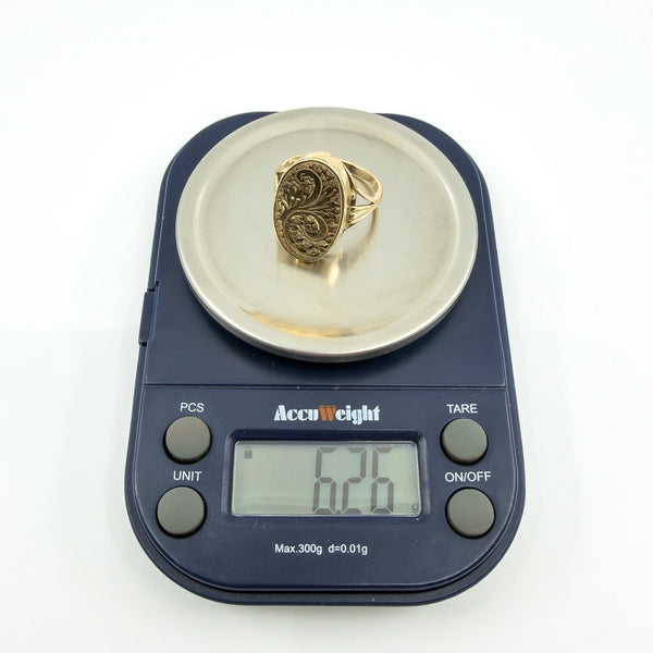 Vintage 9ct Gold Engraved Secret Locket Ring 375 Size O (Birmingham 1975)