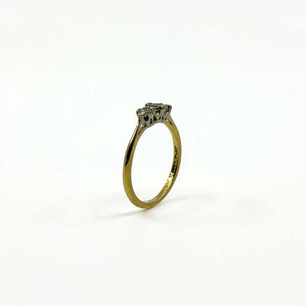 Vintage 18ct Gold 0.30ct Diamond Trilogy Ring 750 Size Q