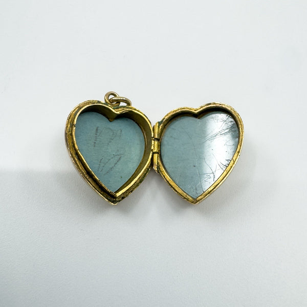 Vintage 9ct Gold Back & Front Heart Locket Etched Engraving 375