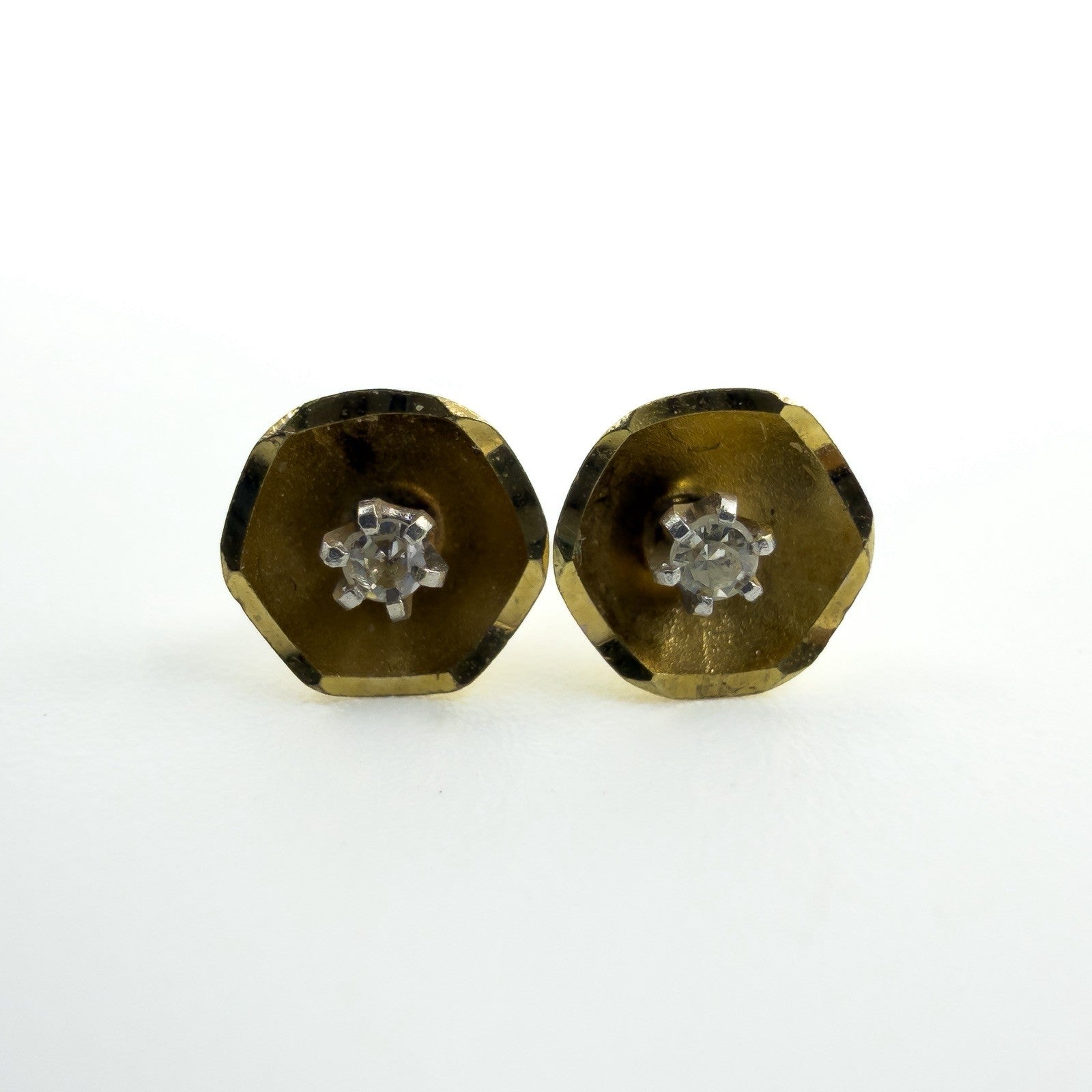 Vintage 9ct Gold Tiny Diamond Solitaire Stud Earrings 375 (1978)