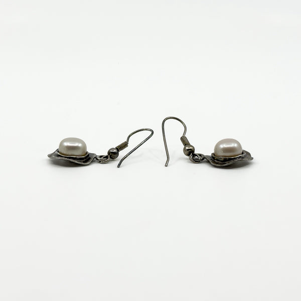 Sterling Silver Cultured Pearl Drop Sheperd Hook Earrings 925