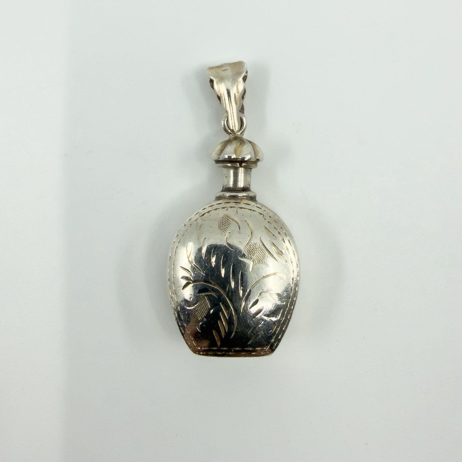 Chunky Sterling Silver Vintage Perfume / Poison Bottle Engraved Pendant 925