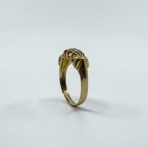 Antique 18ct Gold Diamond & Sapphire Boat Ring 750 Size M - N