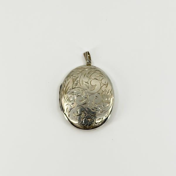 Vintage Sterling Silver Oval Floral Engraved Locket 925 (Birm 1975)