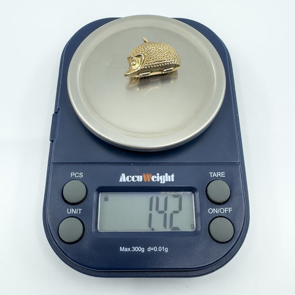 Large Vintage 9ct Gold Hedgehog Animal Pendant  / Charm 375 (London 1975)