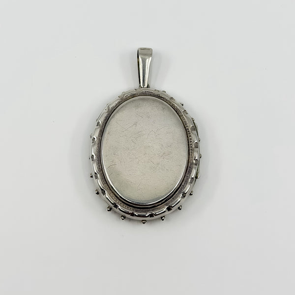 Large Vintage Sterling Silver Oval Floral Engraved Locket 925