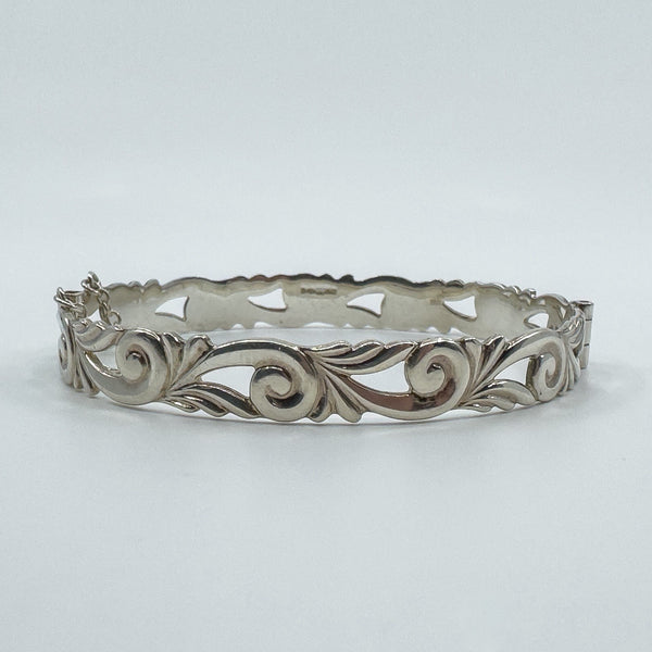 Vintage Sterling Silver Floral Engraved Oval Bangle / Bracelet 925
