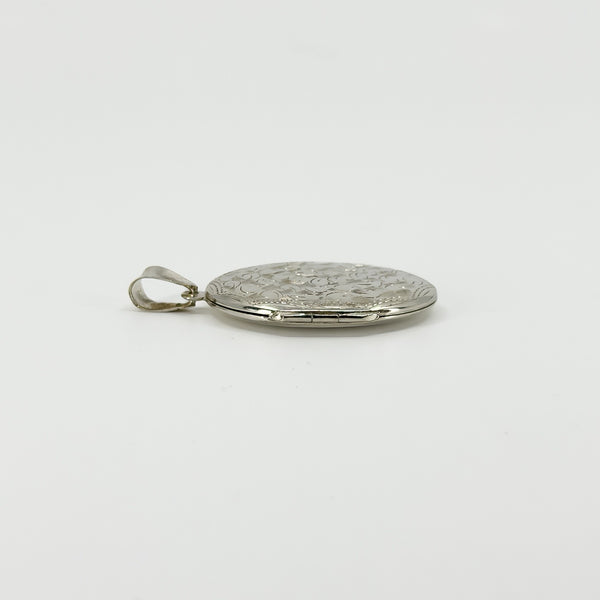 Vintage Sterling Silver Oval Foliate Engraved Locket 925