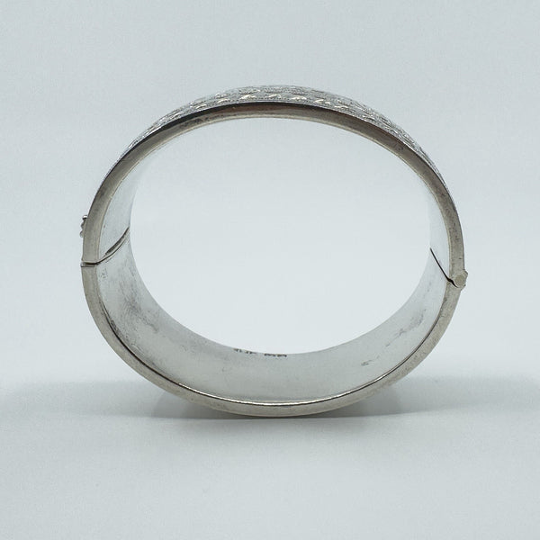 Vintage Sterling Silver Chunky Floral Engraved Bangle Bracelet 925 (Birm 1963)