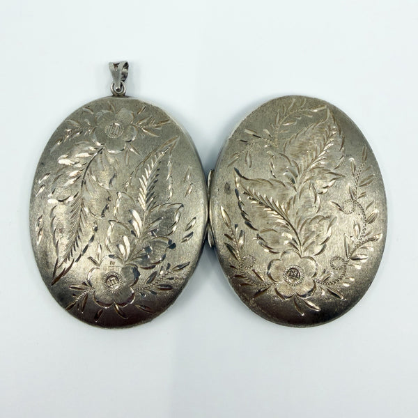 Large Vintage Sterling Silver Oval Floral Engraved Locket 925 (Birm 1973)