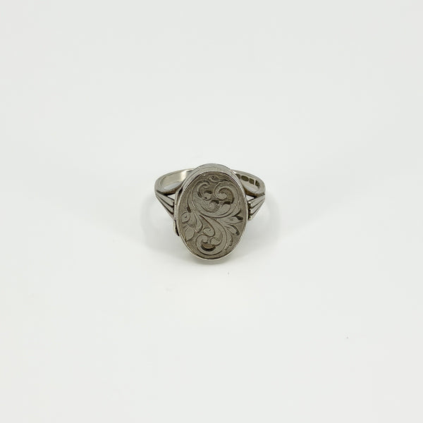 Vintage Sterling Silver Engraved Secret Locket Ring 925 Size P